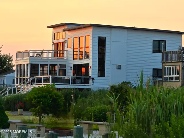 $1,400,000 | 637 Cedar Run Dock Road, West Creek, NJ 08092