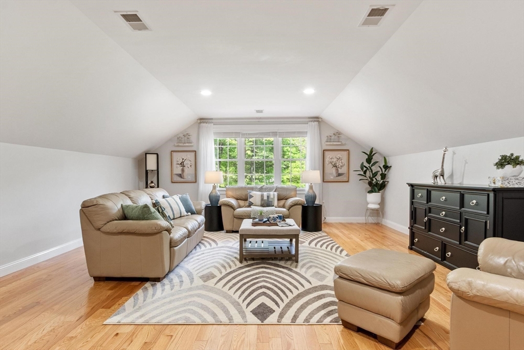 324 Old Harvard Road Boxborough, MA 01719 - Photo 25 of 42