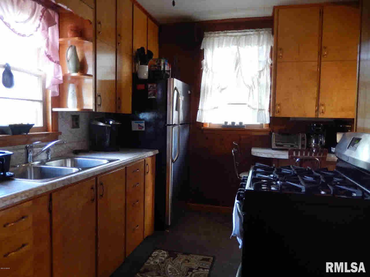 409 West Spring Street Anna, IL 62906 - Photo 8 of 24 Gallery Image 8