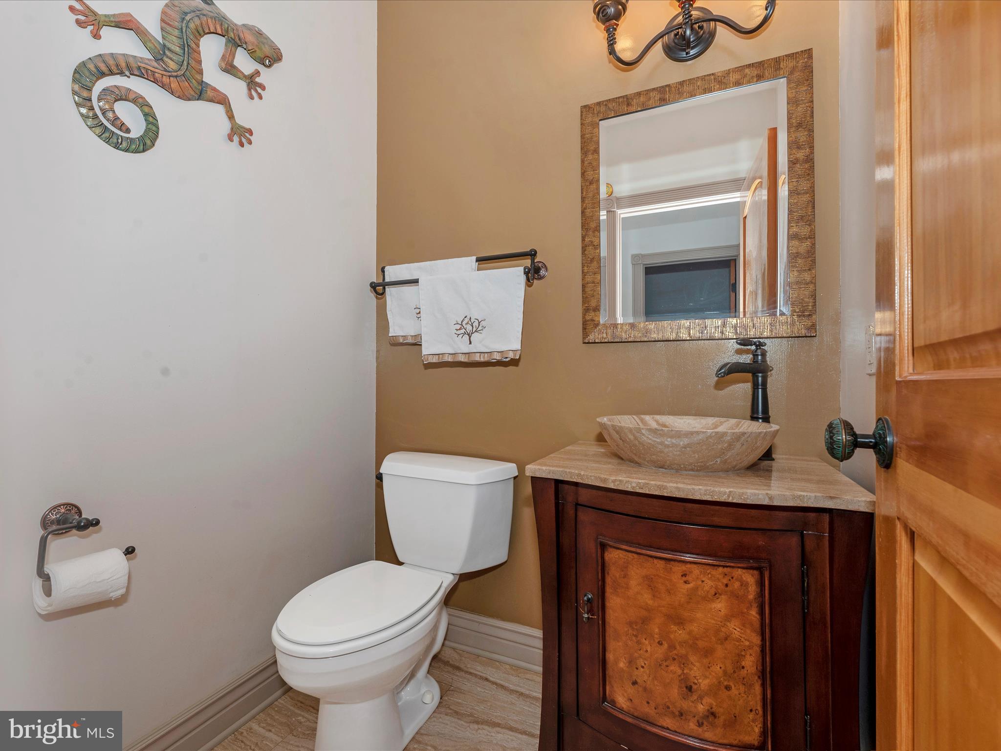 13128 Jesse Smith Road Mount Airy, MD 21771 - Photo 22 of 57 UpgradedPowder Room