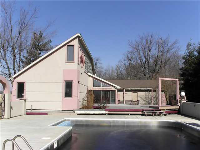12739 West County Road Albany, IN 47320 - Photo 2 of 9 Gallery Image 2