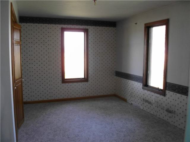 12739 West County Road Albany, IN 47320 - Photo 5 of 9 Gallery Image 5