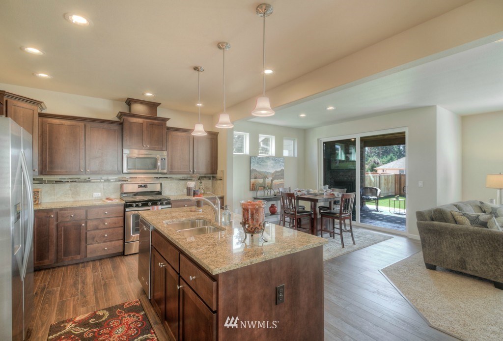4822 Rosa Court Lacey, WA 98503 - Photo 6 of 24 Gallery Image 6