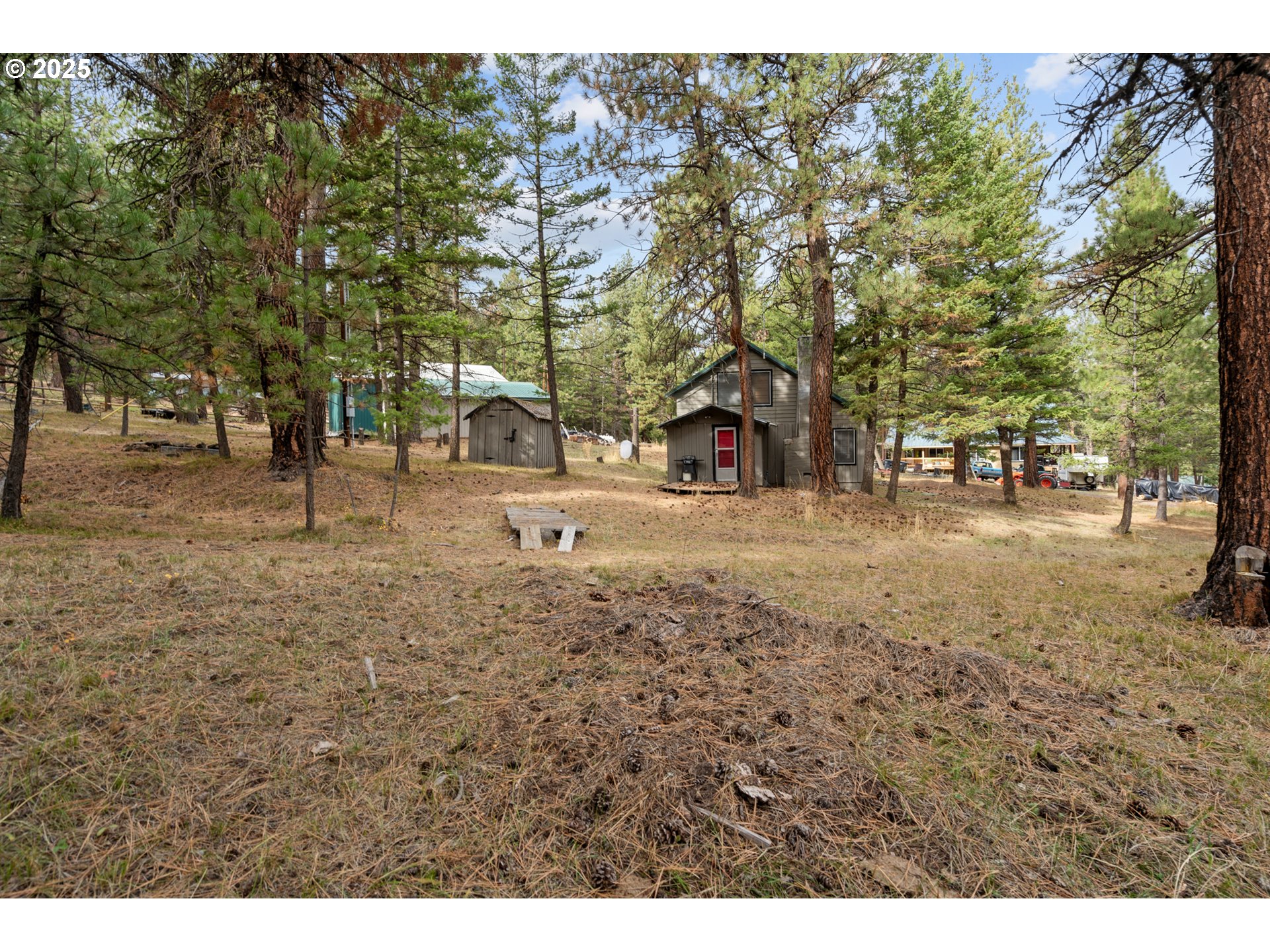 80982 Cougar Lane Heppner, OR 97836 - Photo 29 of 46 a view of outdoor space with garden