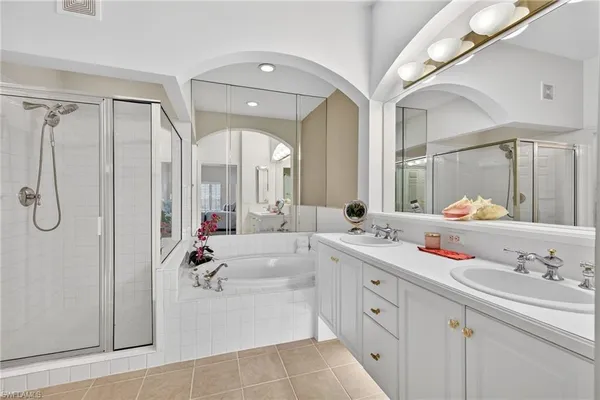 $619,000 | 24619 Ivory Cane Drive, Unit 203, Bonita Springs, FL 34134