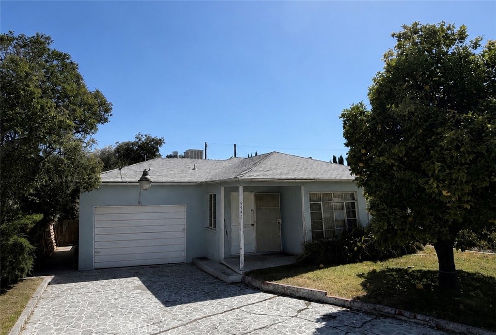 9941 France Tujunga, CA 91042 - Photo 1 of 2 Front of Home