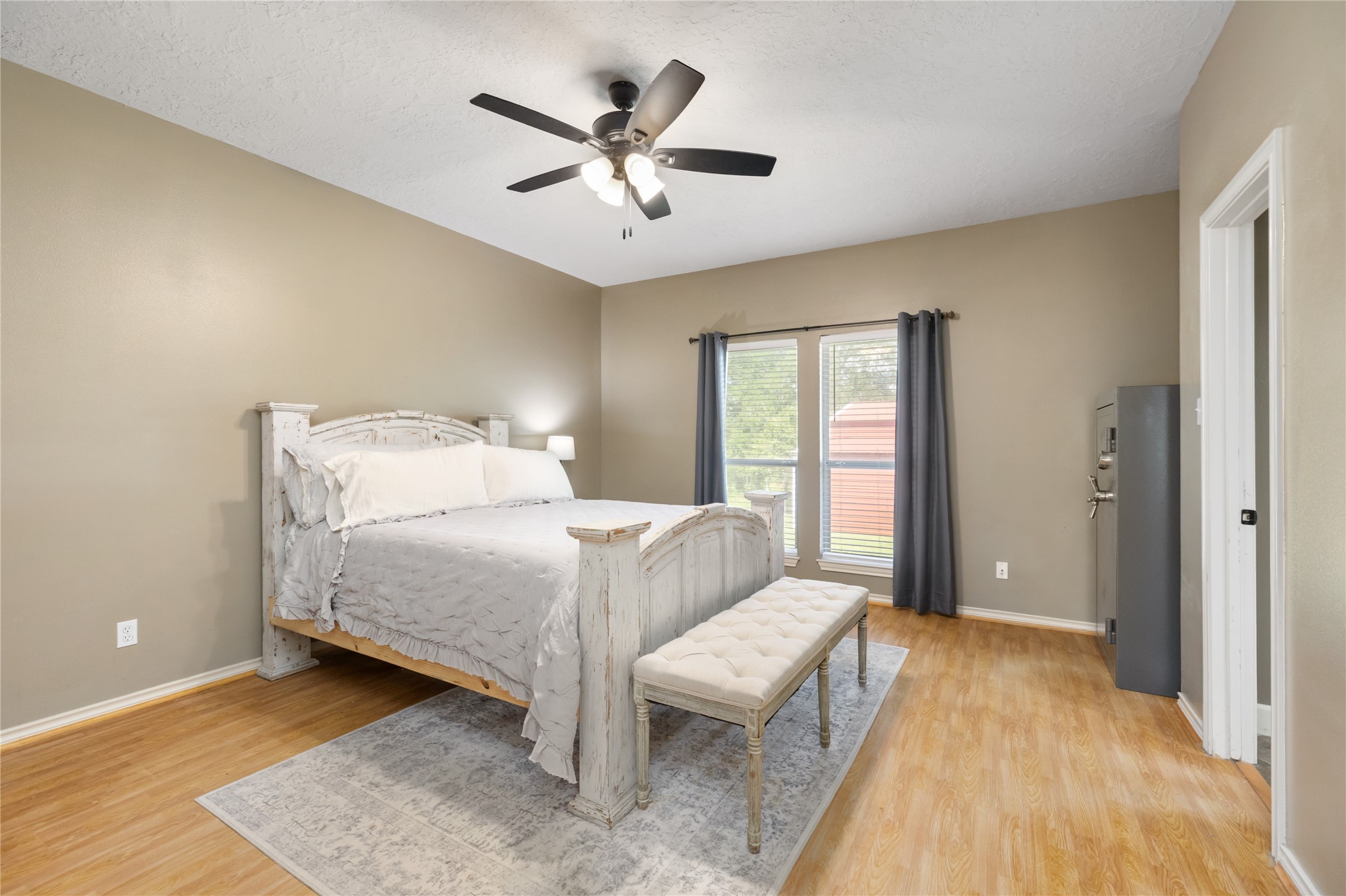 1102 Spring Branch Drive Baytown, TX 77523 - Photo 18 of 28