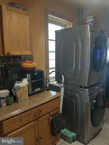 a close view of sink and tap