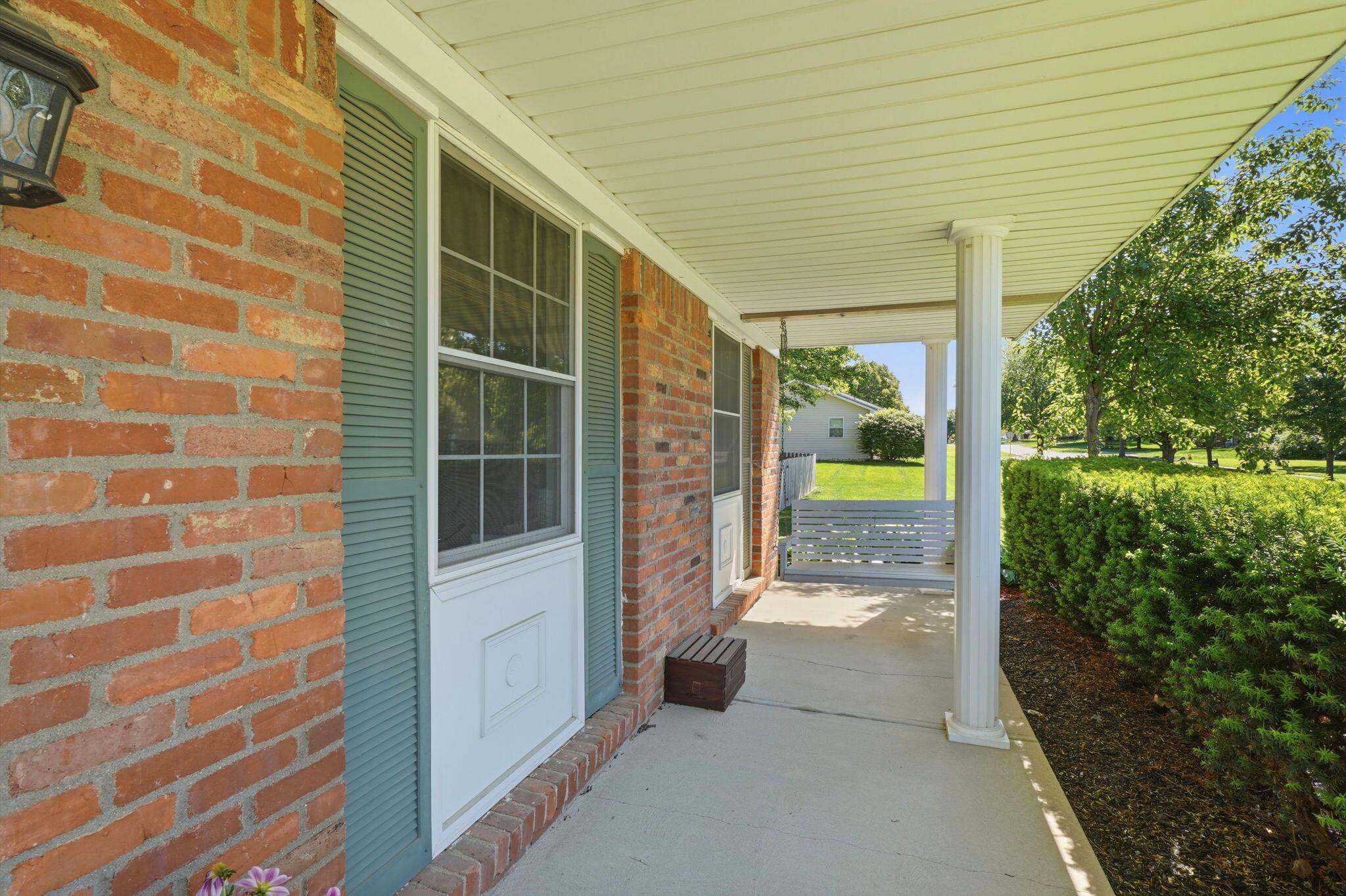 95 Timber Ridge Drive Pickerington, OH 43147 - Photo 4 of 71 3-web-or-mls-95-timber-ridge-dr