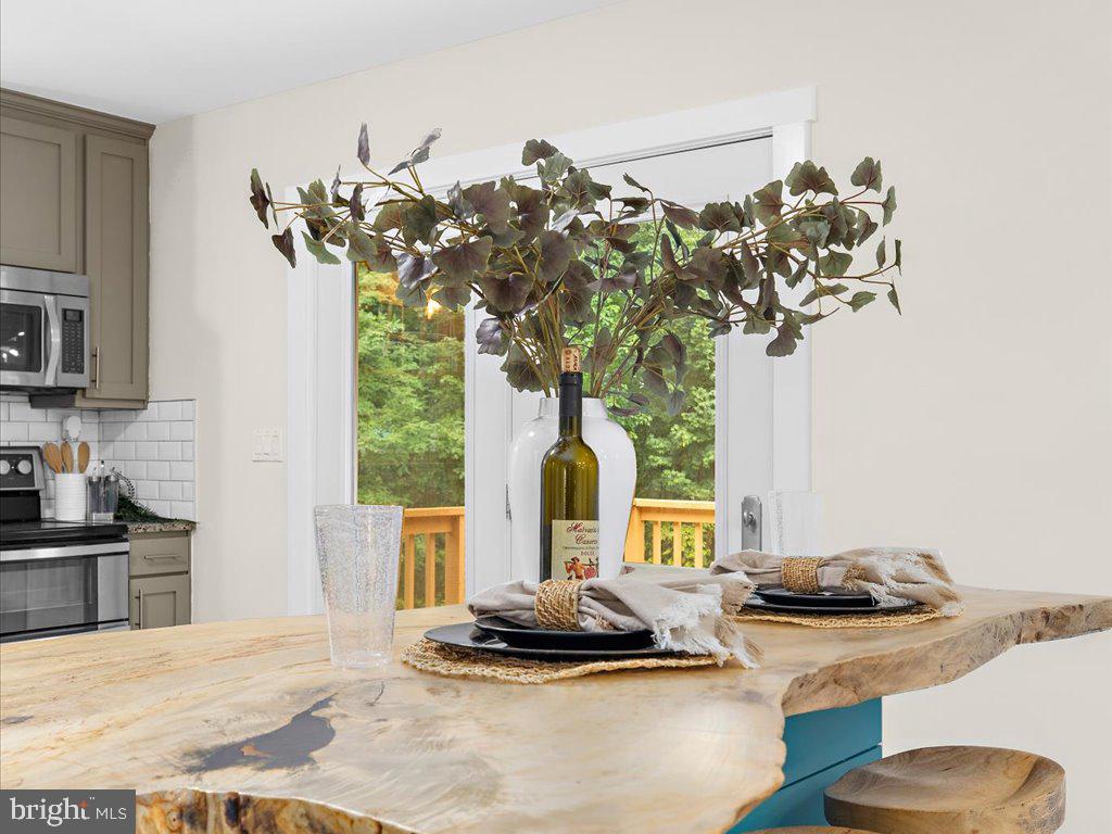 77 Brooks Road Arnold, MD 21012 - Photo 5 of 62