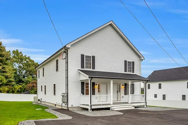 $2,500 | 74-76 Smith Street, Unit 1, Fitchburg, MA 01420