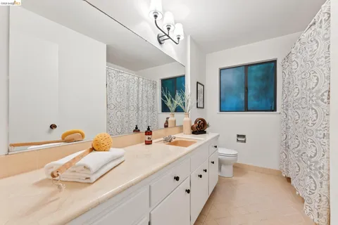 $1,795,000 | 7 Cavanaugh Court, Piedmont, CA 94610