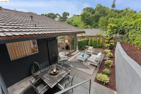 $1,795,000 | 7 Cavanaugh Court, Piedmont, CA 94610