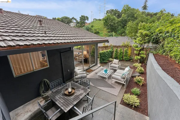 $1,795,000 | 7 Cavanaugh Court, Piedmont, CA 94610