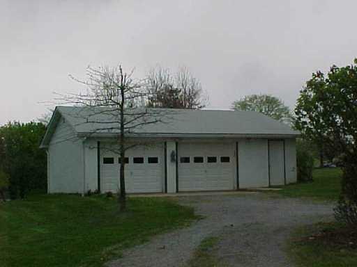 233 Freeport Road Butler, PA 16002 - Photo 3 of 8 Other.