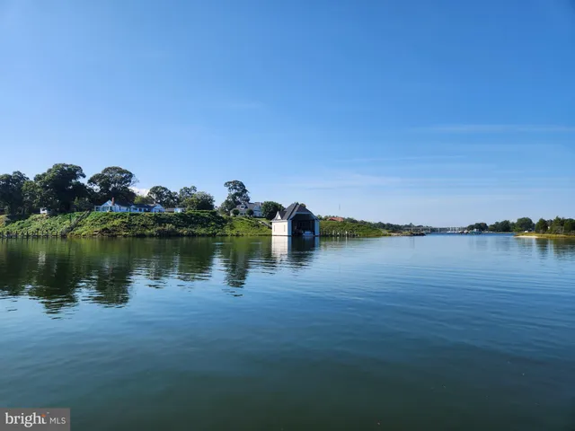 $899,000 | 23395 Esperanza Circle, Lexington Park, MD 20653