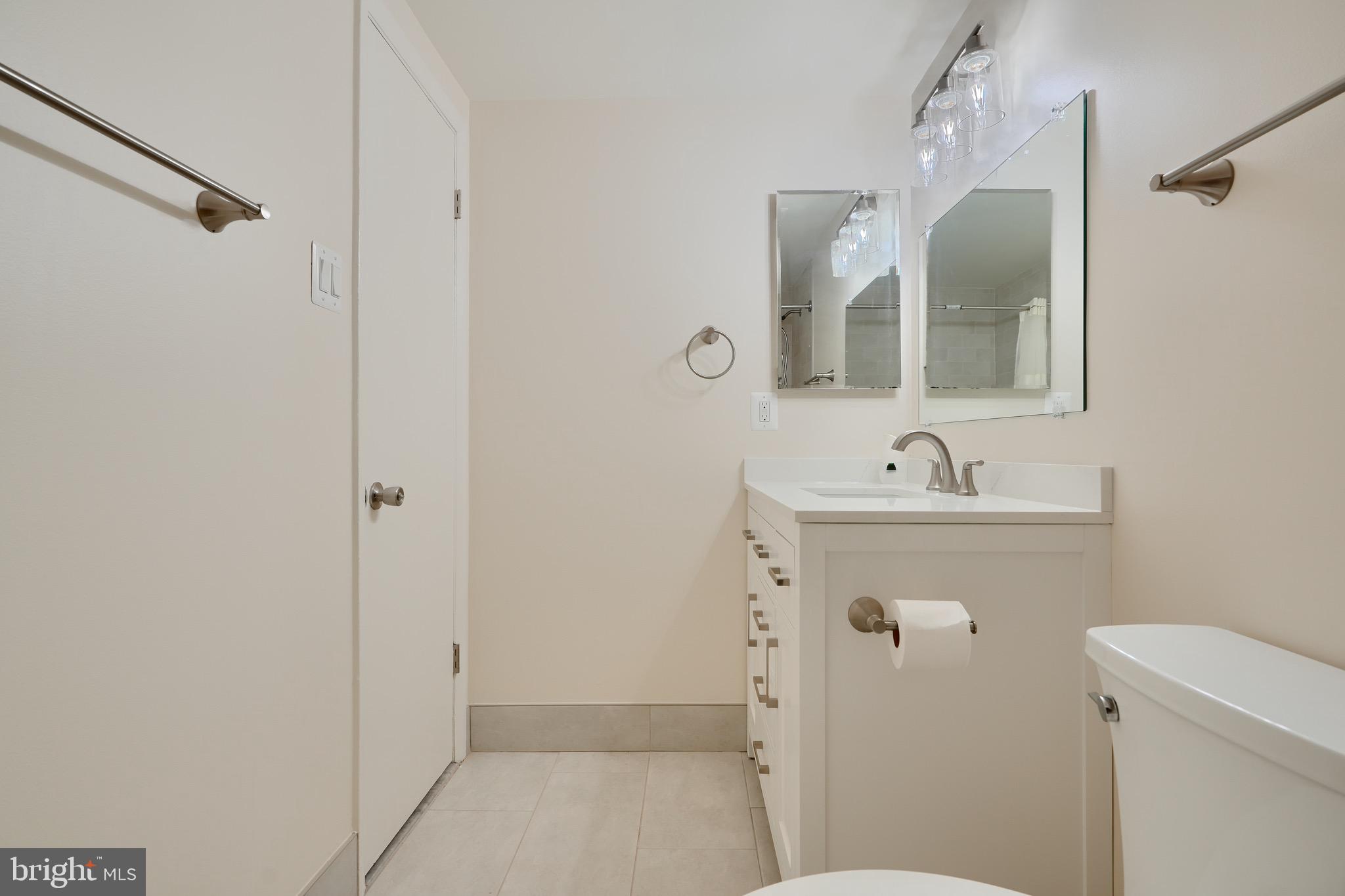 106 Cross Keys Road, Unit R106C Baltimore, MD 21210 - Photo 21 of 26 Bright Updated Bathroom