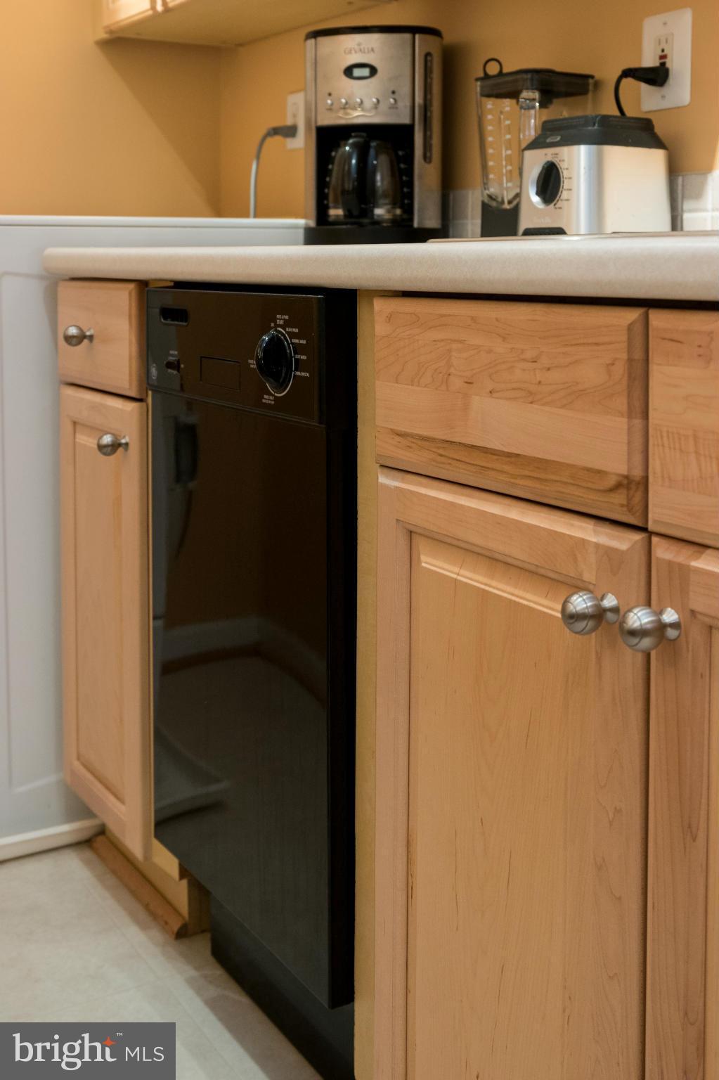 5907 Bayshire Road, Unit 191 Springfield, VA 22152 - Photo 6 of 30 Kitchen