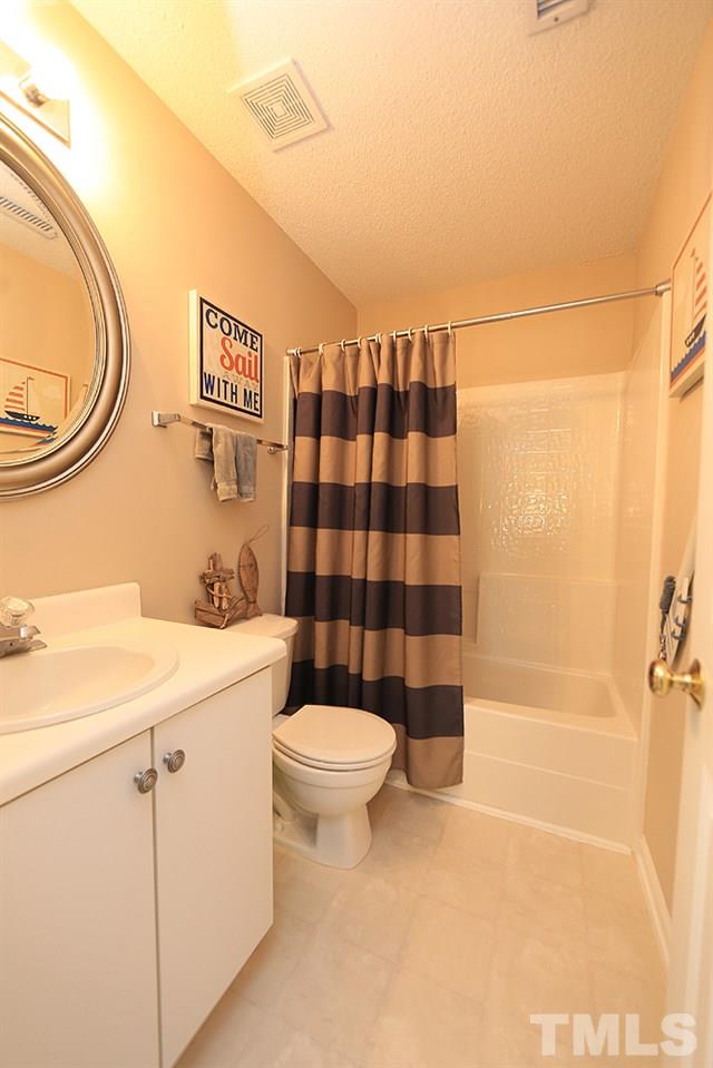 3712 Pinkham Way Raleigh, NC 27616 - Photo 14 of 18 2nd Full Bathroom