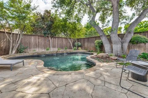 $1,175,000 | 5322 West Mockingbird Lane, Dallas, TX 75209