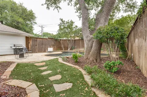 $1,175,000 | 5322 West Mockingbird Lane, Dallas, TX 75209