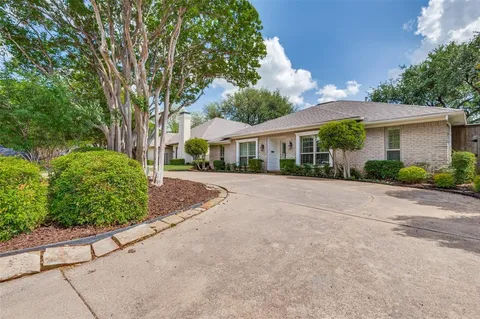 $1,175,000 | 5322 West Mockingbird Lane, Dallas, TX 75209