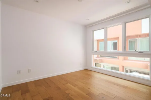 $4,700 | 1015 Figueroa Terrace, Unit 19, Los Angeles, CA 90012