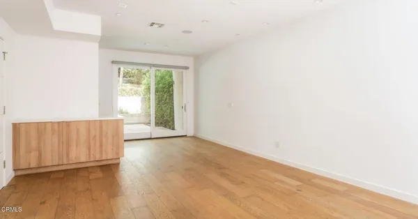 $4,700 | 1015 Figueroa Terrace, Unit 19, Los Angeles, CA 90012