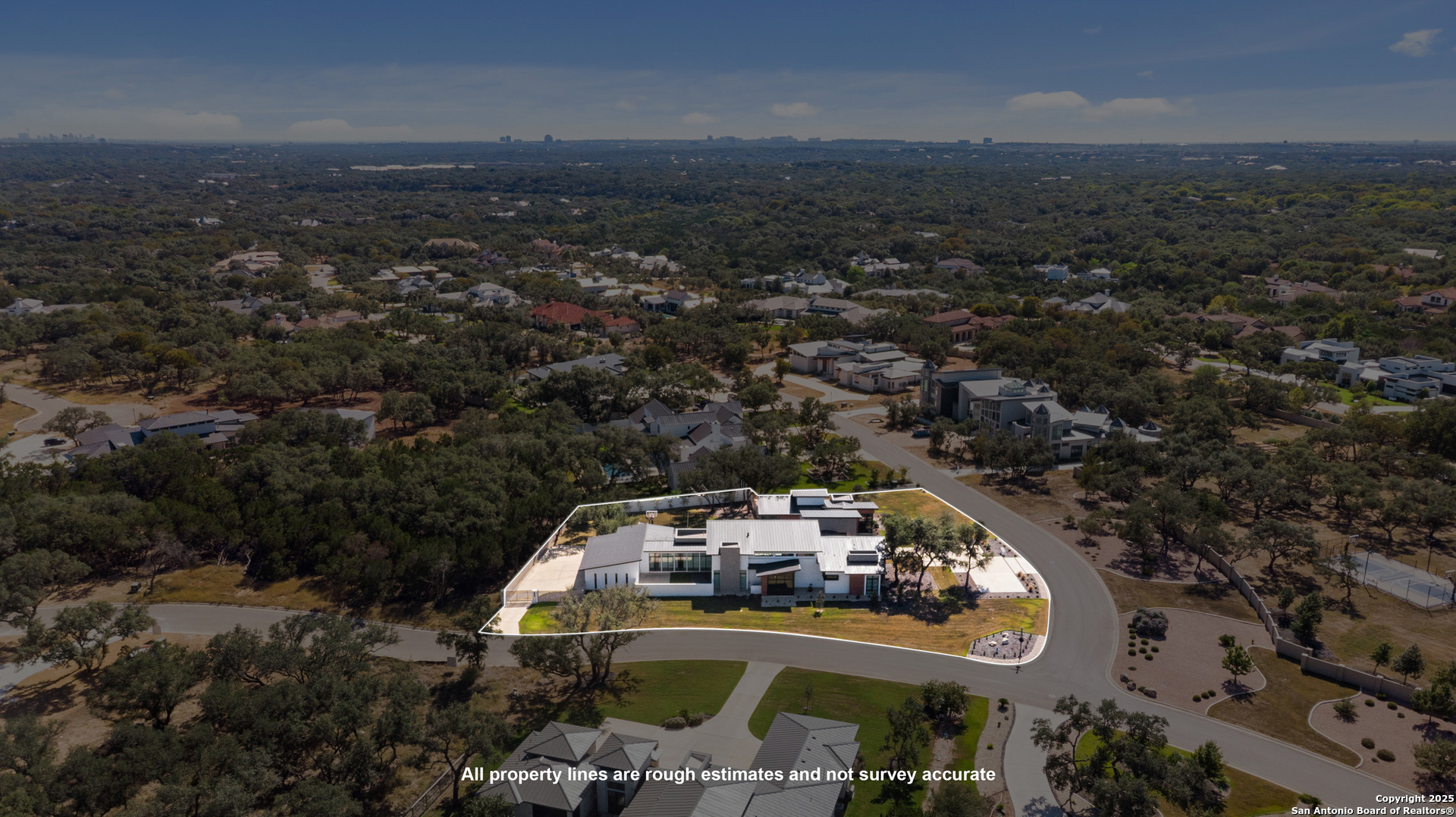 135 Whittingham Road San Antonio, TX 78231 - Photo 40 of 43 an aerial view of a house with a yard