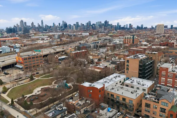 $525,000 | 1740 North Marshfield Avenue, Unit 8, Chicago, IL 60622