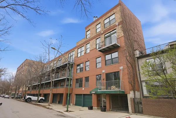 $525,000 | 1740 North Marshfield Avenue, Unit 8, Chicago, IL 60622