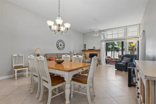 $270,000 | 2910 Cottage Grove Court, Unit L4, Orlando, FL 32822