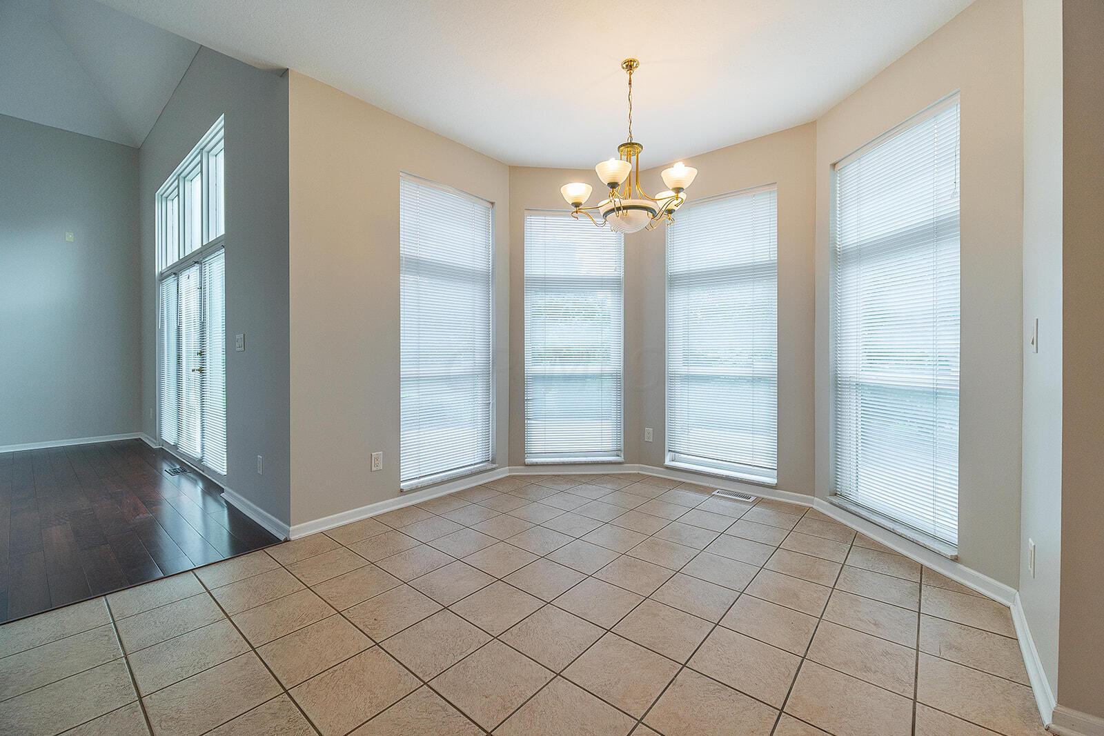 6263 Post Road Dublin, OH 43017 - Photo 27 of 79 Eating Space with Bay window