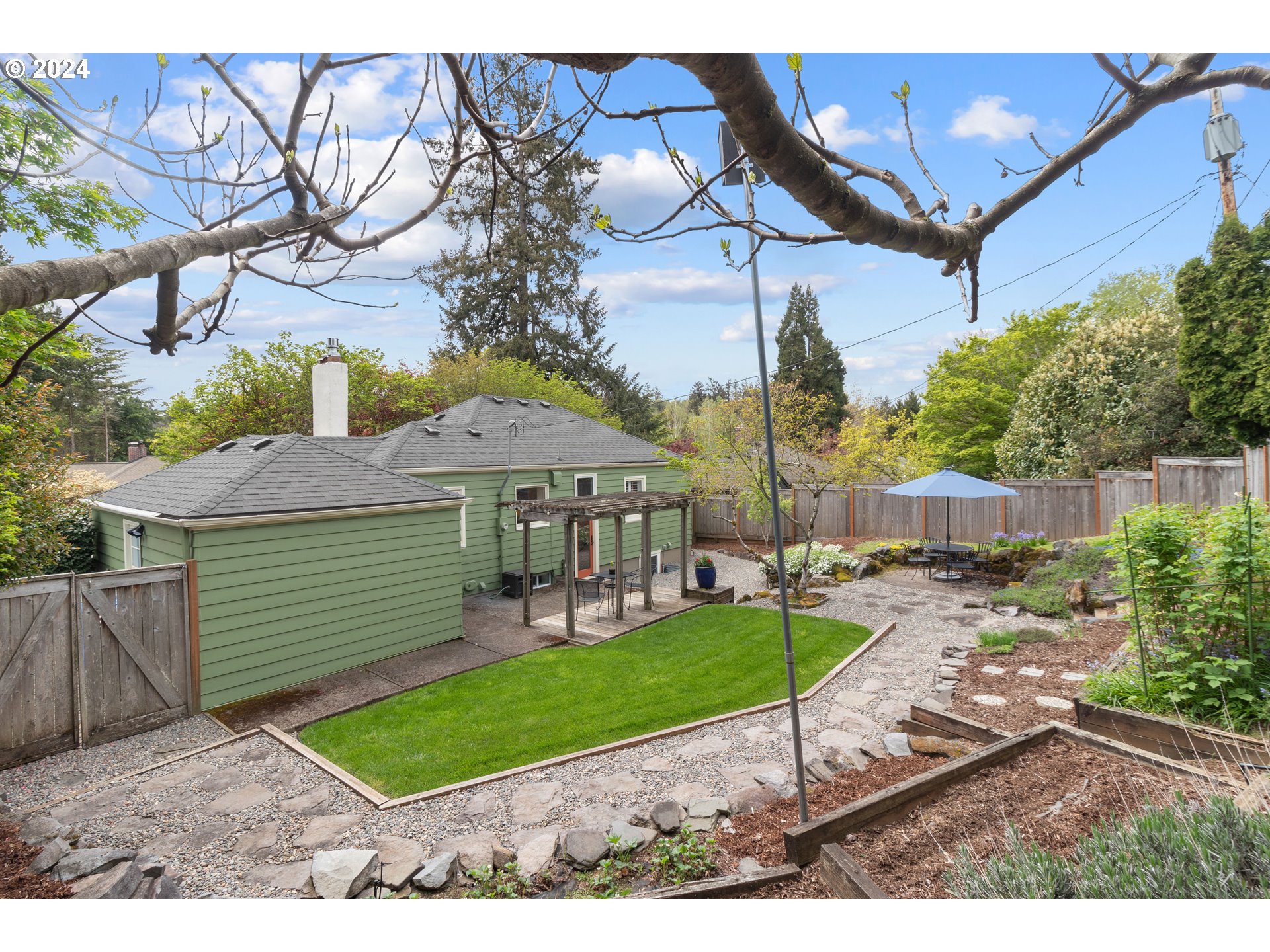 3015 Southwest Flower Terrace Portland, OR 97239 - Photo 34 of 40 Backyard