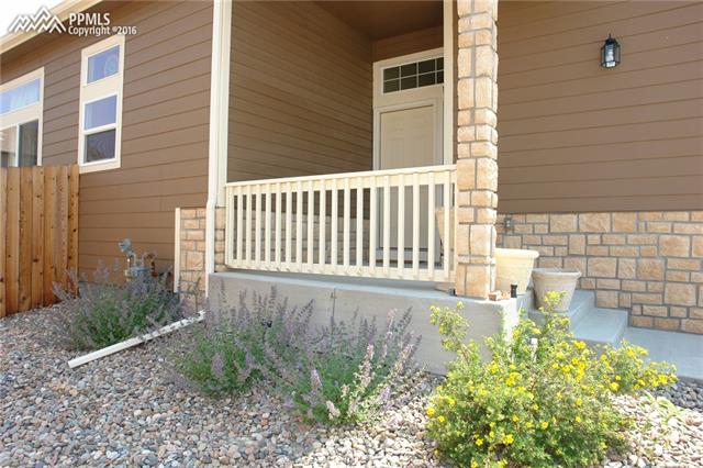6961 Red Cardinal Loop Colorado Springs, CO 80908 - Photo 3 of 31 Gallery Image 3