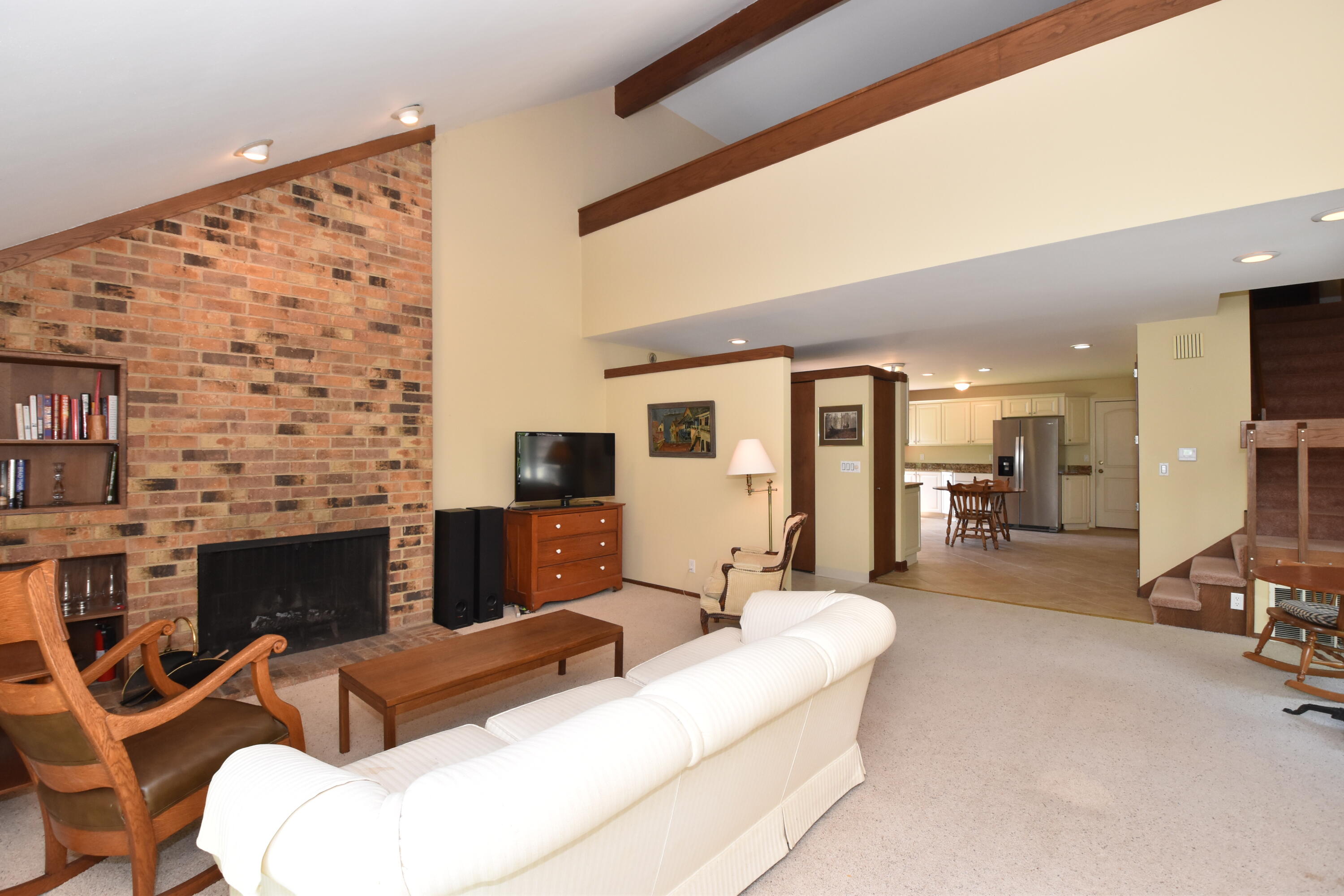 104 Woodfield Court Wind Point, WI 53402 - Photo 4 of 42 Living Room