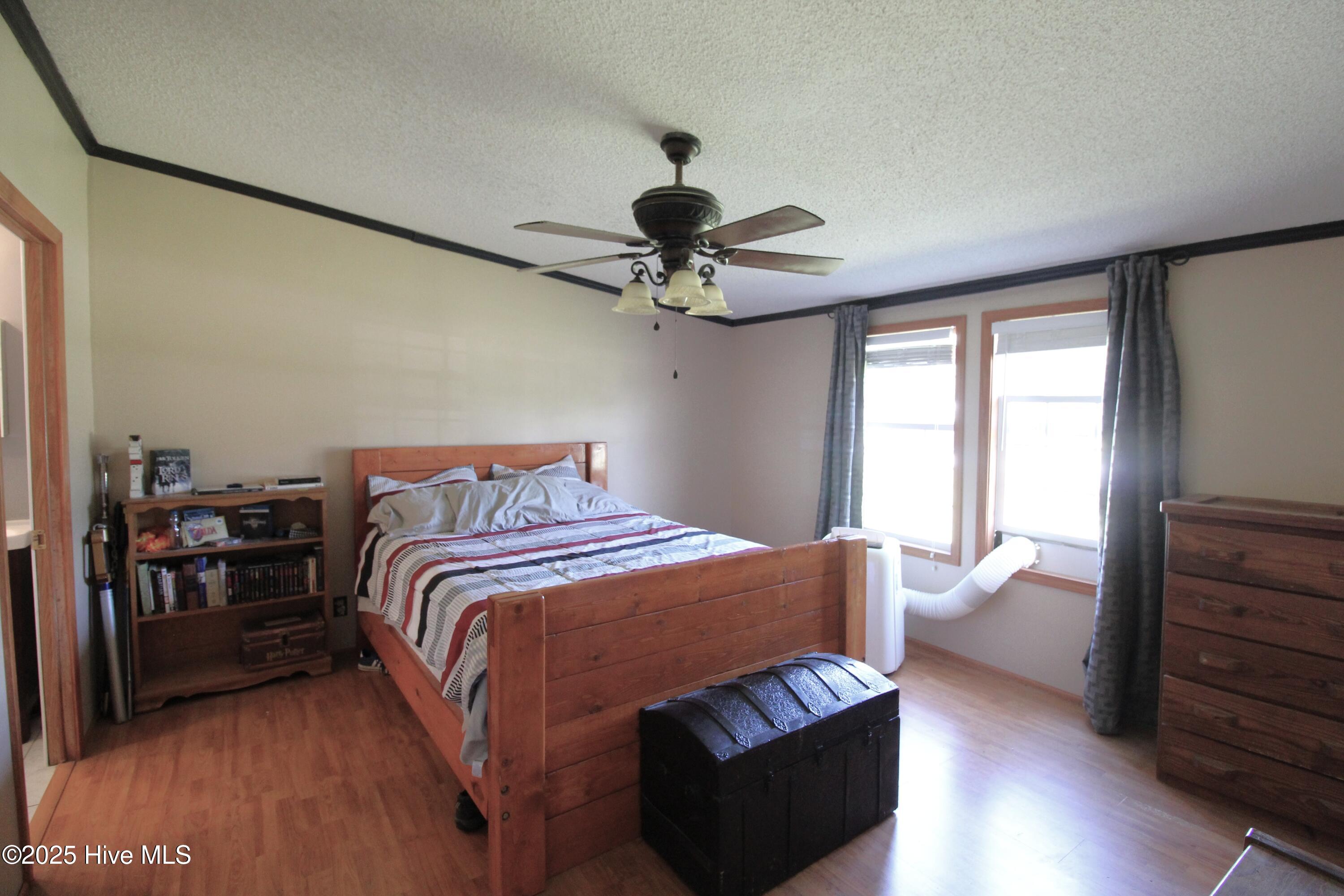 106 Taylor Farm Road Beaufort, NC 28516 - Photo 10 of 20 Master bedroom