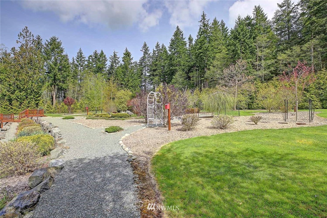 314 South Camano Ridge Road Camano Island, WA 98282 - Photo 21 of 25 Gallery Image 21
