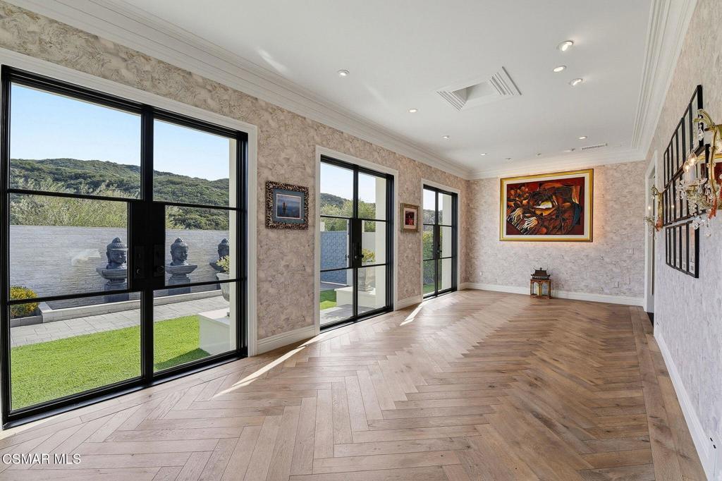 2691 Country Ridge Road Calabasas, CA 91302 - Photo 18 of 75