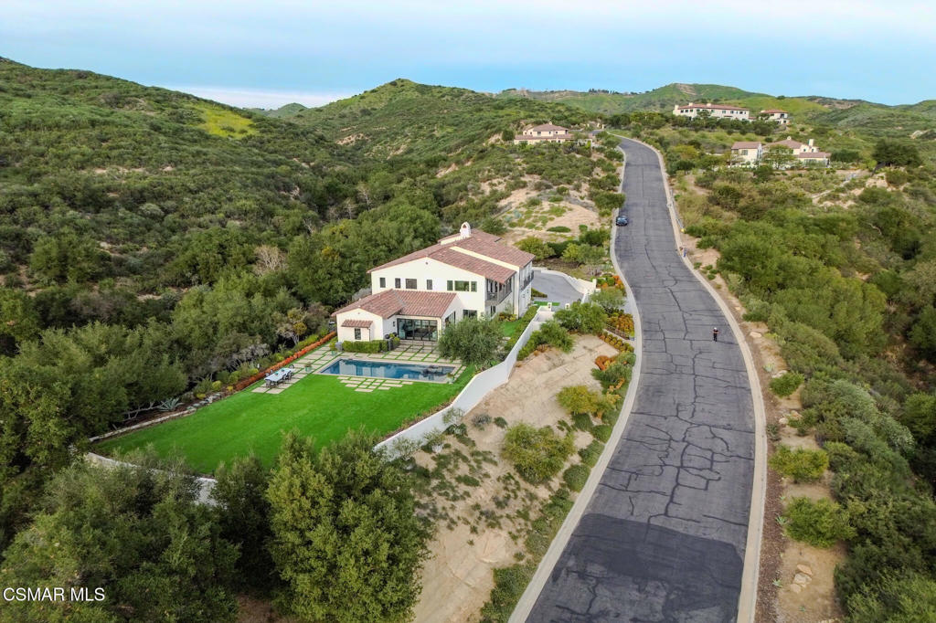 2691 Country Ridge Road Calabasas, CA 91302 - Photo 69 of 75