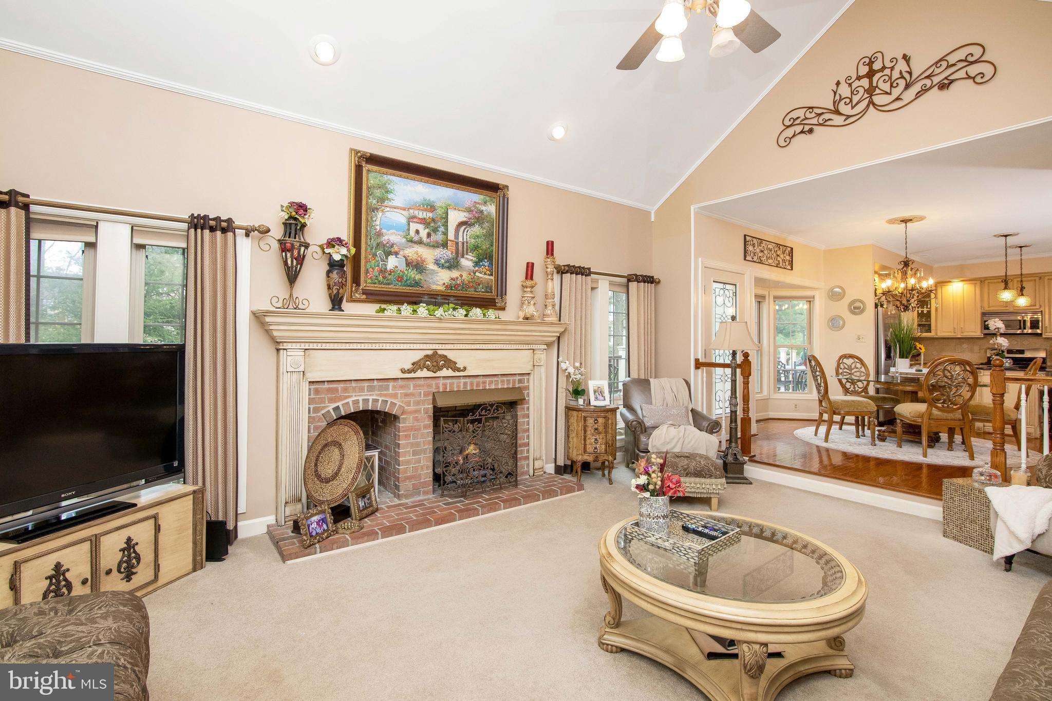 40 Covington Lane Voorhees, NJ 08043 - Photo 12 of 57 Family off of the kitchen