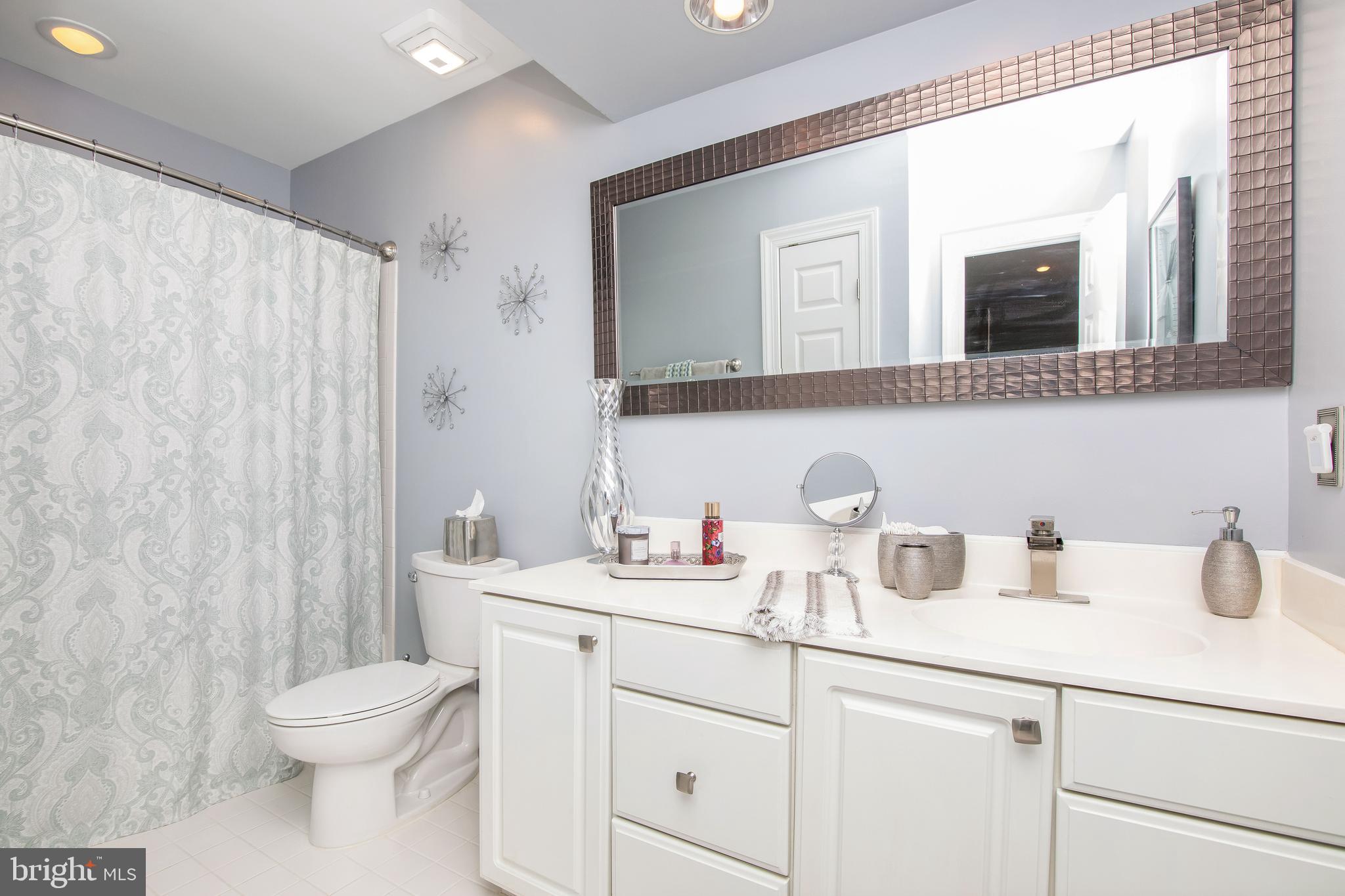 40 Covington Lane Voorhees, NJ 08043 - Photo 28 of 57 Bedroom 2 bathroom