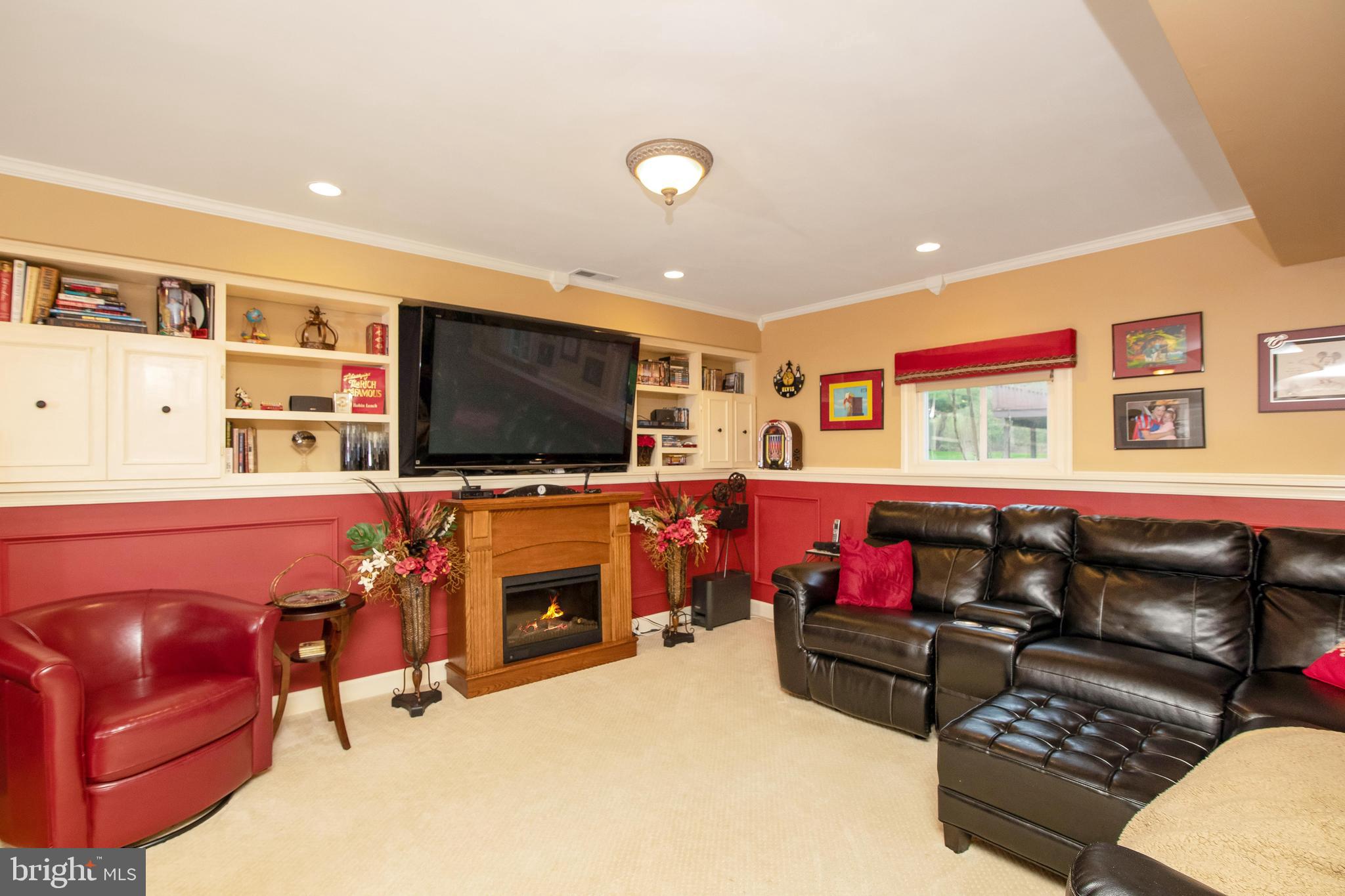 40 Covington Lane Voorhees, NJ 08043 - Photo 36 of 57 Electric fireplace, recessed lighting