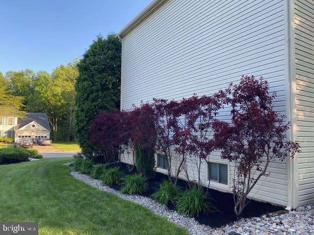 40 Covington Lane Voorhees, NJ 08043 - Photo 52 of 57 side yard with professionally landscaping