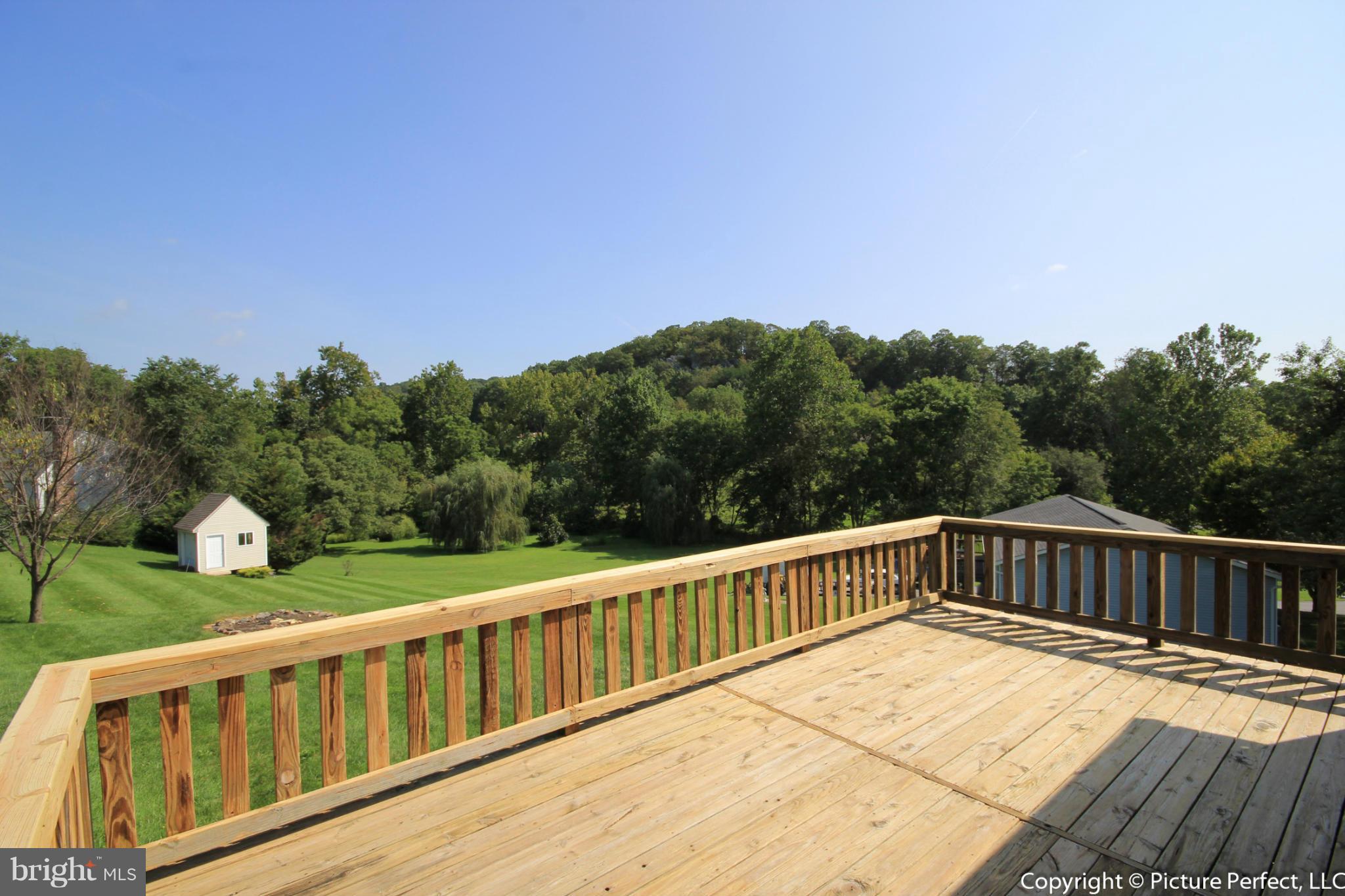 11992 Arlington Mill Road Union Bridge, MD 21791 - Photo 22 of 30 Exterior (Rear)