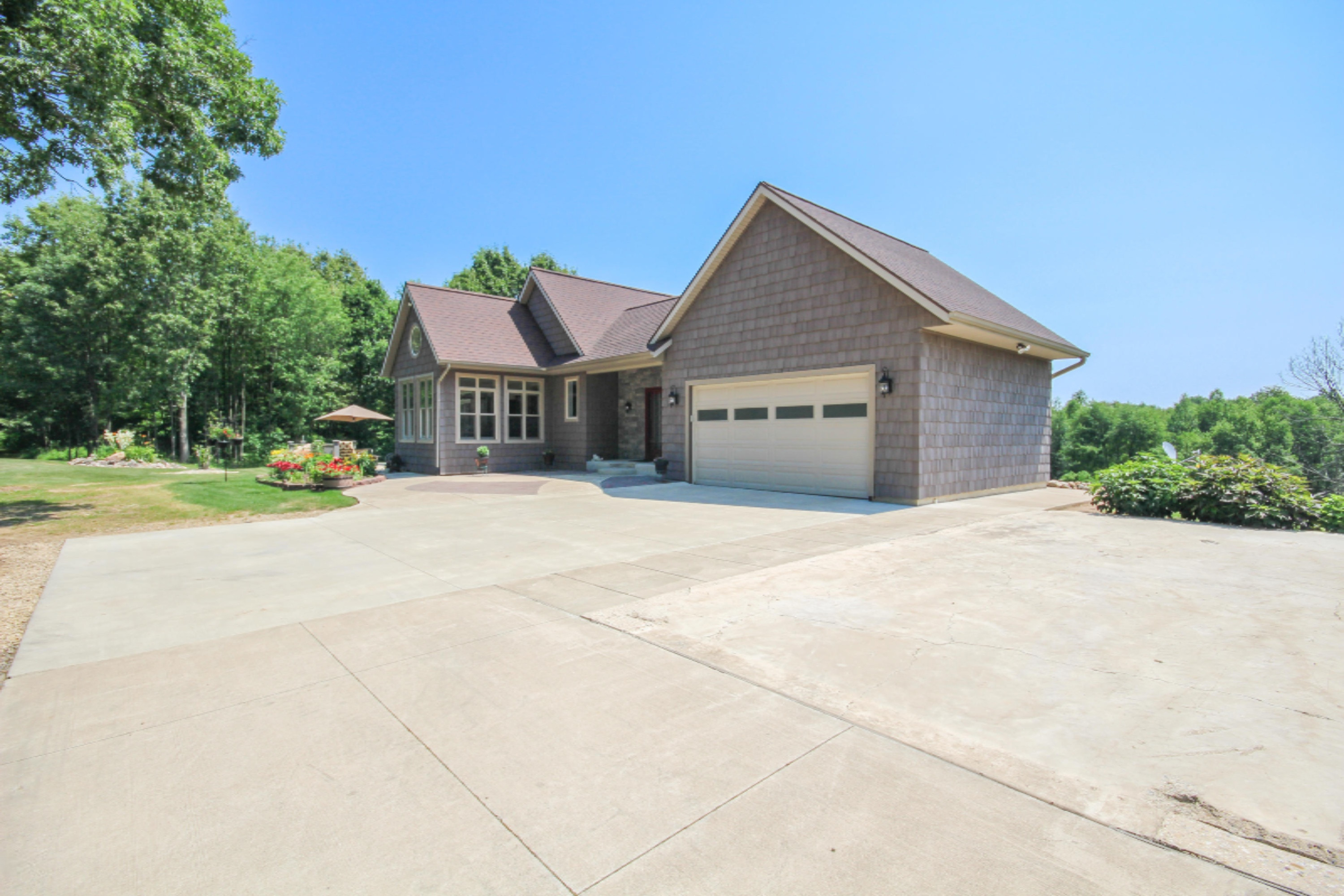 10024 Mohney Lake Road Marcellus, MI 49067 - Photo 3 of 71 IMG_5544
