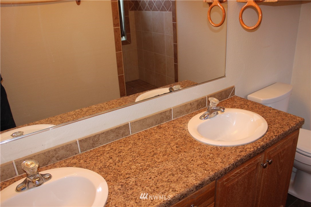 3030 East Rasor Road Belfair, WA 98528 - Photo 16 of 23 Gallery Image 16