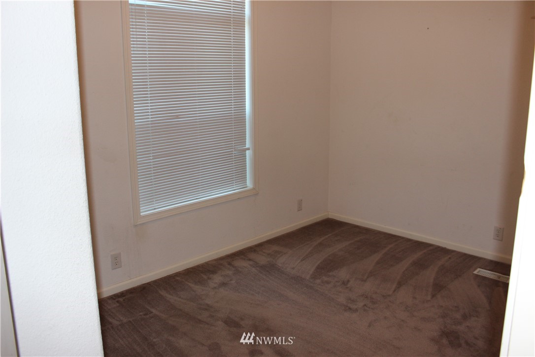 3030 East Rasor Road Belfair, WA 98528 - Photo 20 of 23 Gallery Image 20