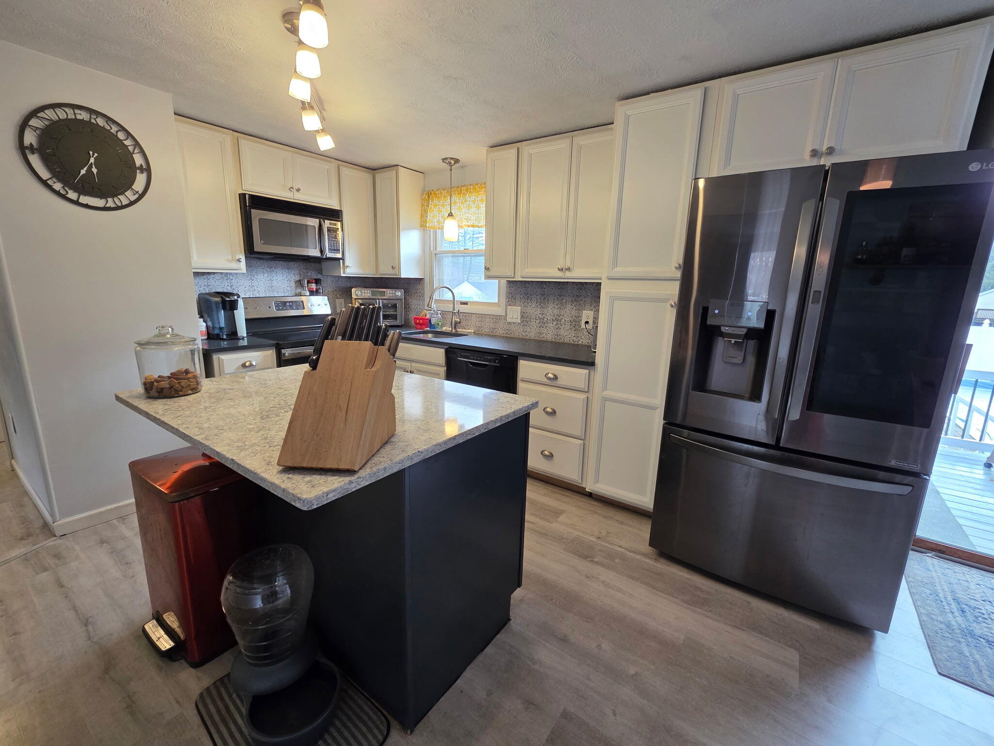 6 Lina Avenue Saco, ME 04072 - Photo 6 of 34 6109276315551501995