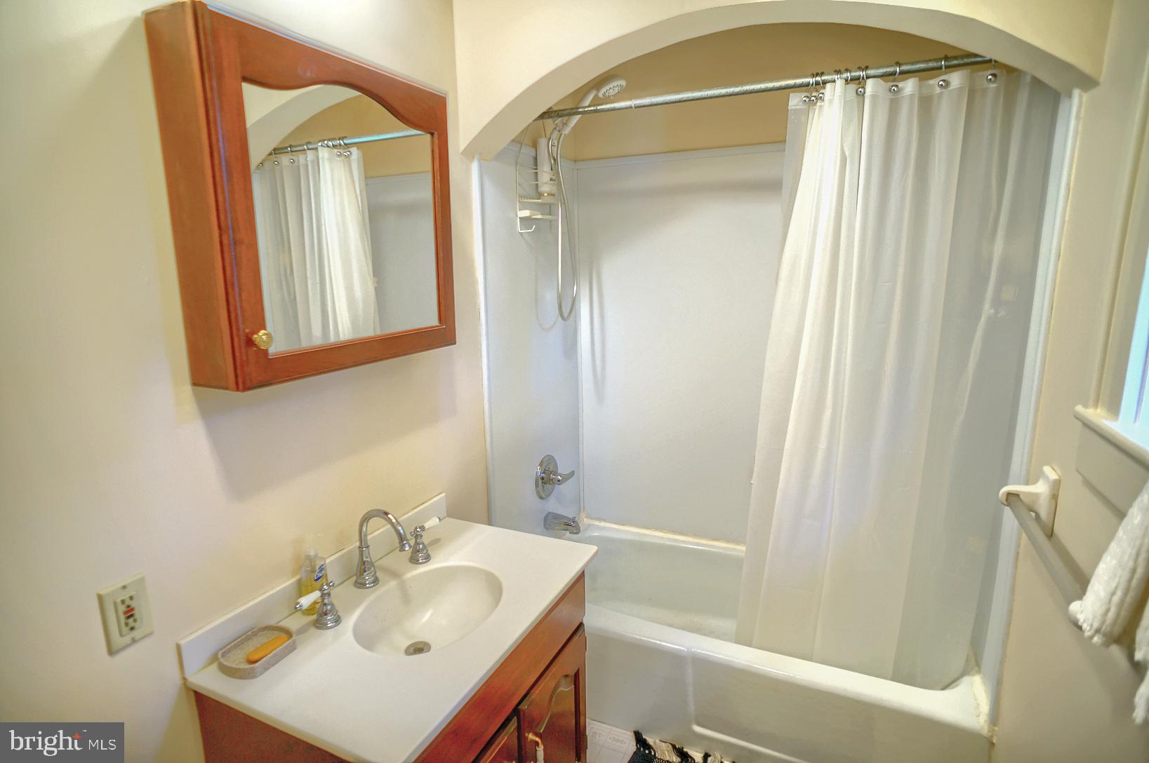 115 East Ridge Street Carlisle, PA 17013 - Photo 13 of 39 Gallery Image 13